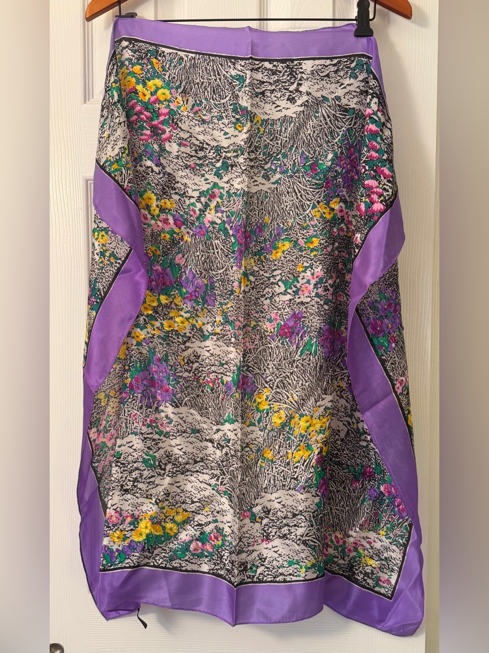 Vintage Purple Wildflowers 100 % Silk Scarf Specialty House Large 32” 80’s